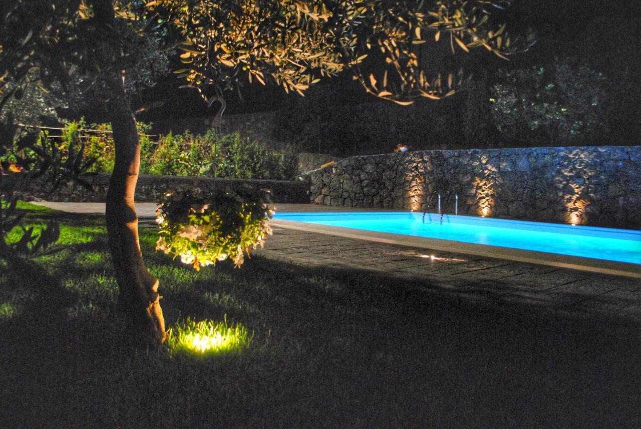 Villa Dedalisa By Holidayngo Acireale Exterior foto